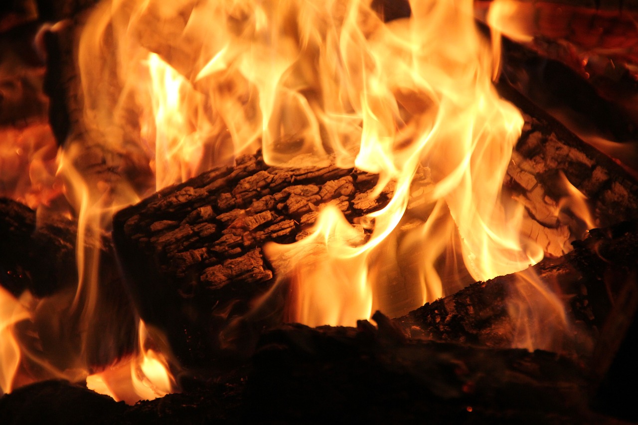 Professional Fireplace Cleaning Services In Downey California